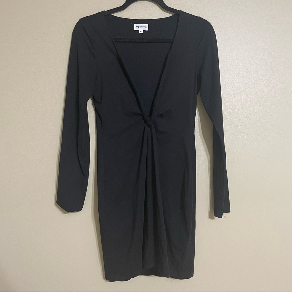 Superdown Little Black Mini bodycon Dress‎ deep v neck Long Sleeves size medium